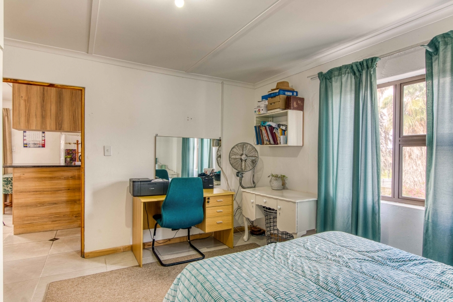 10 Bedroom Property for Sale in Croydon Western Cape